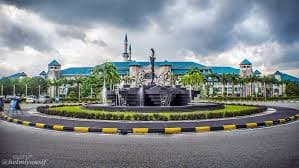 International Islamic University Malaysia (IIUM)