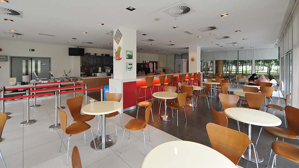 Cafeteria 2